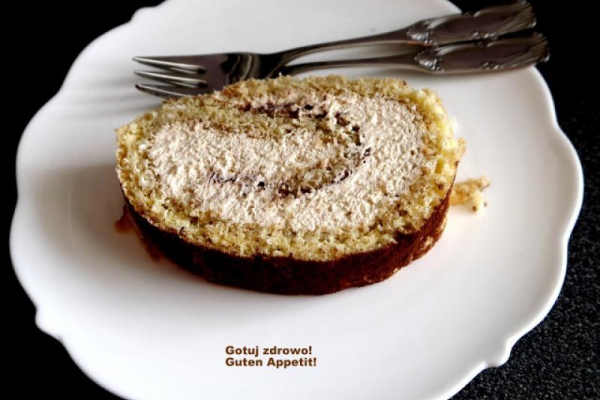 Rolada biszkoptowa tiramisu