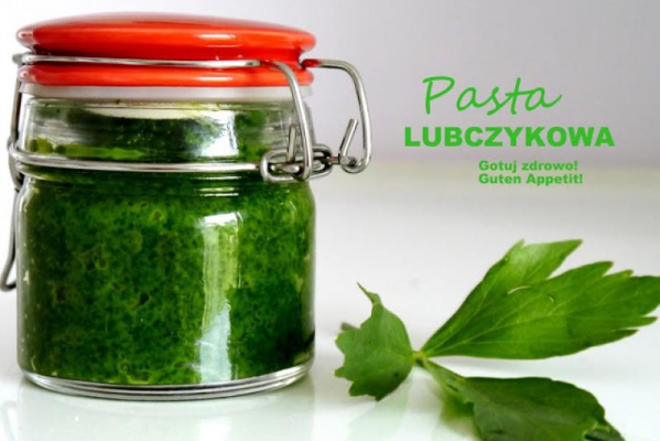 Pasta lubczykowa - maggi w słoiczkach na zimę