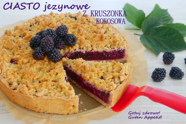 Ciasto z jeżynami i kokosową kruszonką