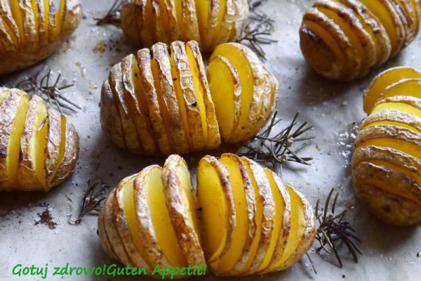 Ziemniaki pieczone z piekarnika - Hasselback