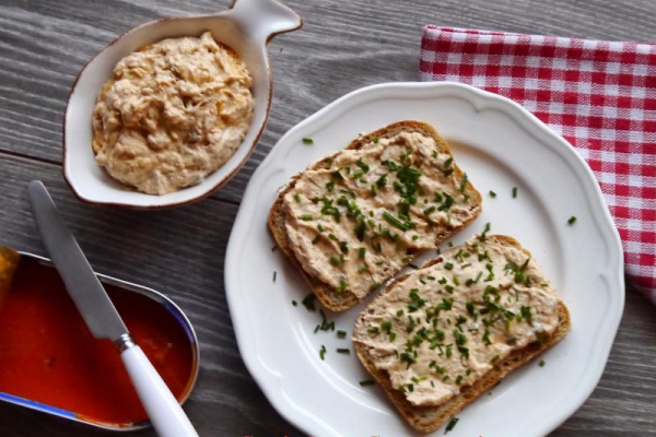 Pasta serowo-rybna