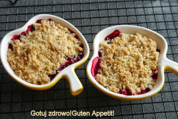 Crumble jeżynowo - jabłkowe, czyli owoce pod kryszonką