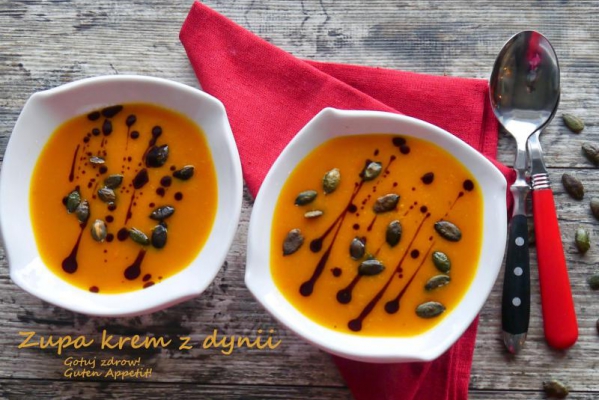 Zupa krem z dyni i curry. Wartości zdrowotne dynii