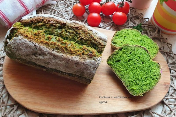 Chleb szpinakowy