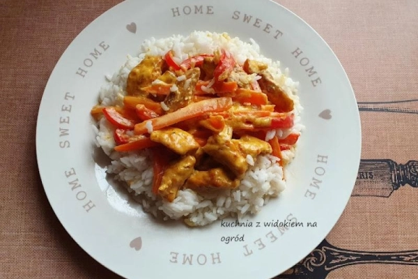 Kurczak curry z warzywami
