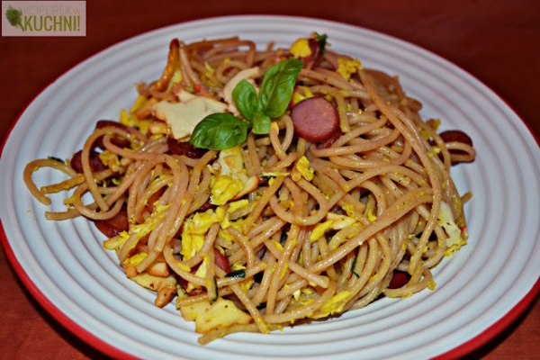 Spaghetti z oscypkiem i jajkiem