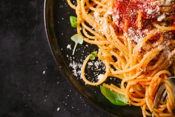 Szybki obiad do 30 min - Dietetyczne spaghetti napolitana