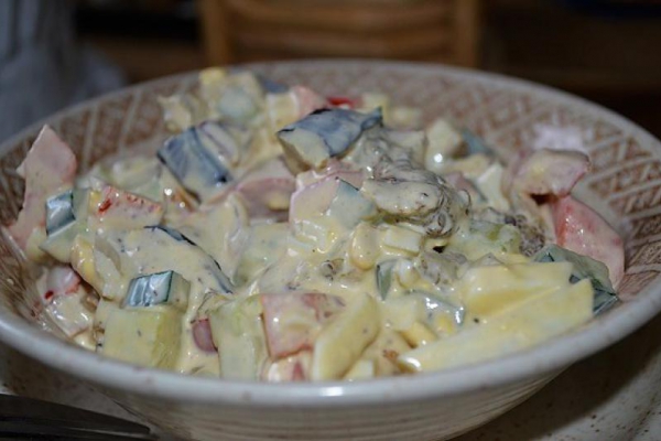 Sałatka z grillowanym bakłażanem
