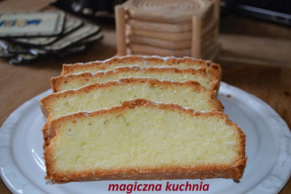 Duńskie ciasto biszkoptowe