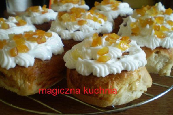 Bułeczki drożdżowe