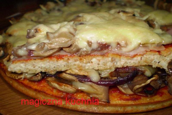 Pizza z szynką i pieczarkami (dieta Dukana, faza II)
