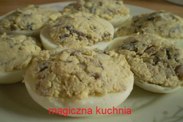 Jajka faszerowane pieczarkami z porem (dieta Dukana, faza II)