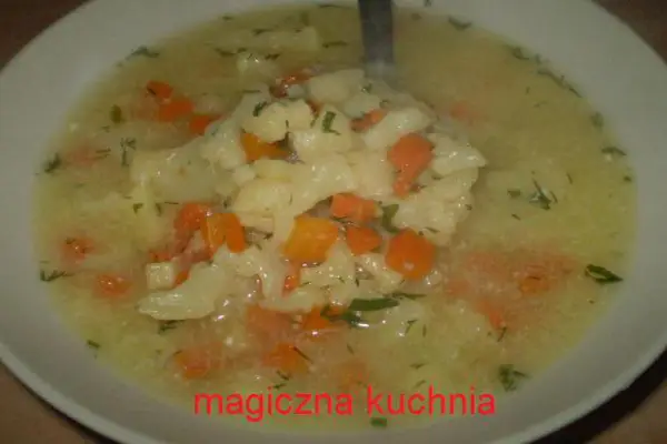 Zupa kalafiorowa (dieta Dukana, faza II)