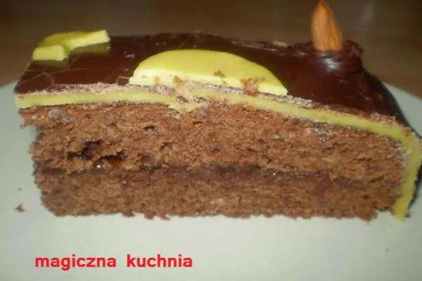 Roczek blogu i czekoladowy tort Alicji