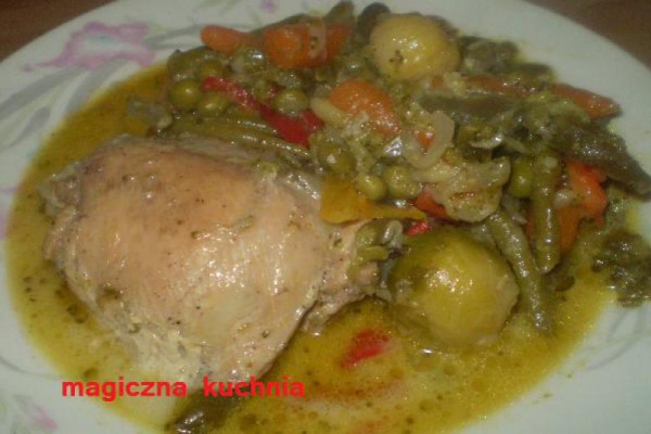 Kurczak w warzywach
