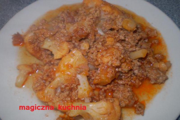 Musakka z kalafiora ~~Karnibahar Musakka~~