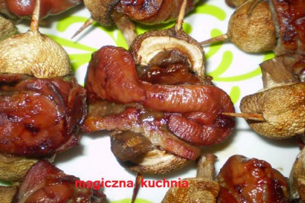 Mini szaszłyki z wątróbek drobiowych