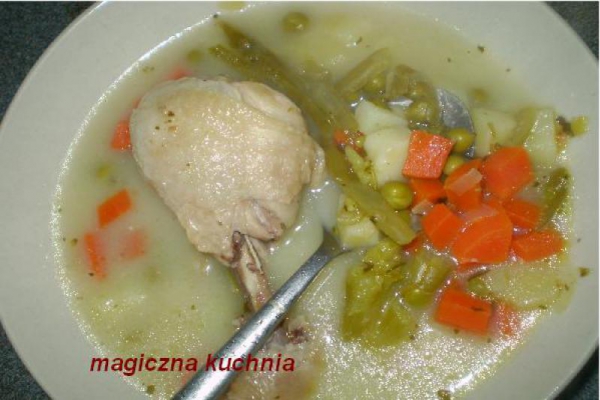 Zimowa zupa jarzynowa