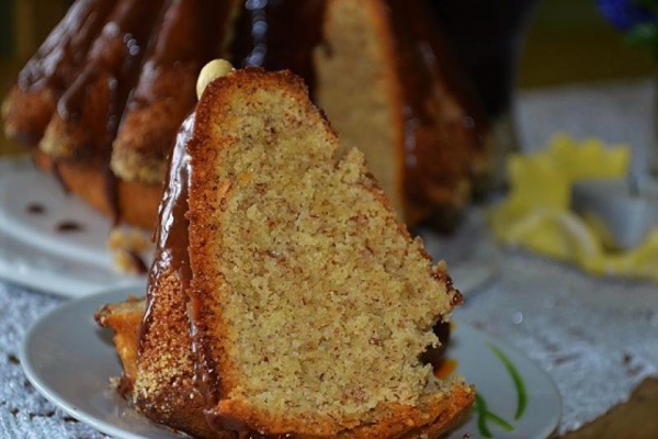 Babka migdałaowa