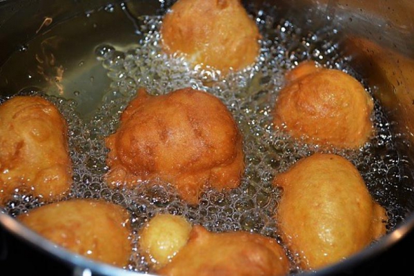 Pączki - Racuchy na serku śmietankowym naturalnym