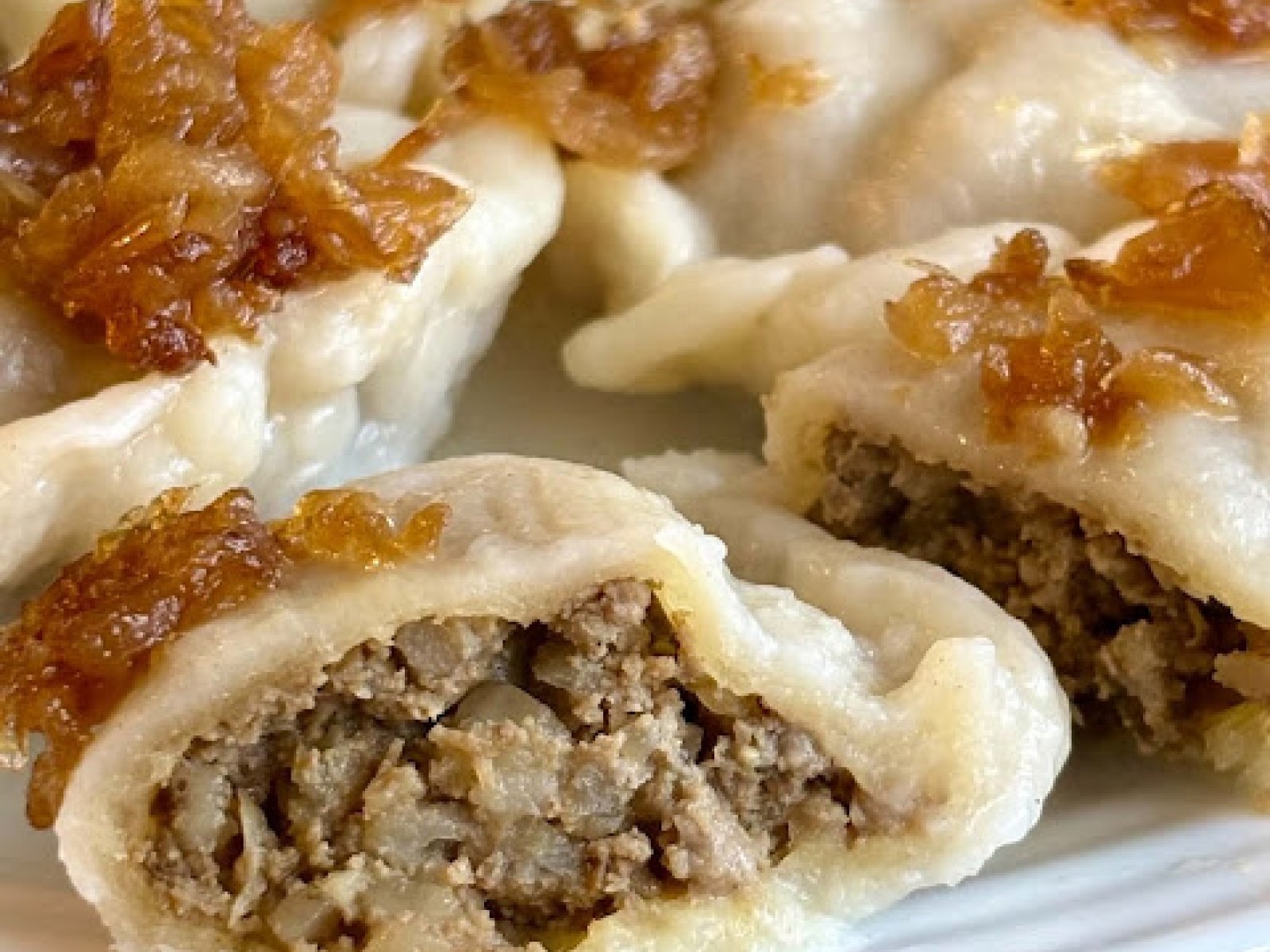 Pierogi z wątróbką drobiową i kaszą pęczak