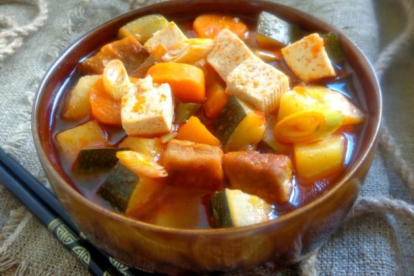 Gochujang jjigae