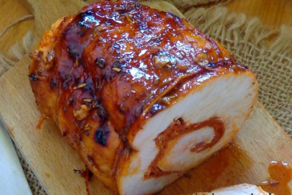 Pieczony filet z indyka z chorizo