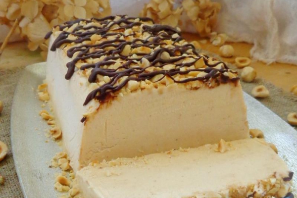 Semifreddo orzechowe