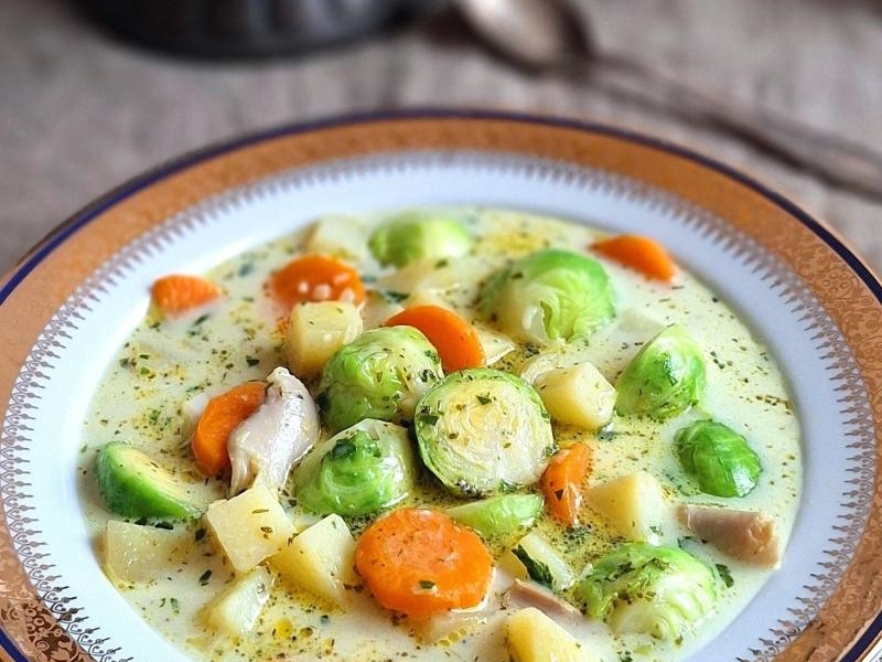 Zupa brukselkowa