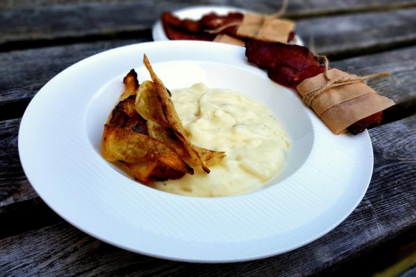 Smoked elephant garlic