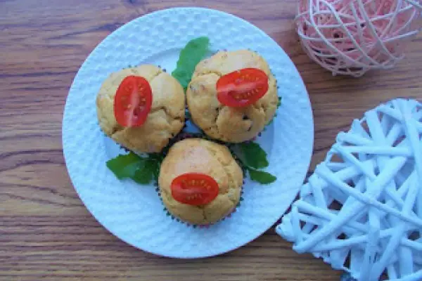 Śniadaniowe wytrawne muffiny