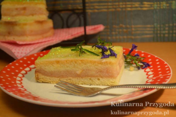 Puszysta i pyszna szarlotka z aromatycznymi jabłkami – dzikuskami ;)