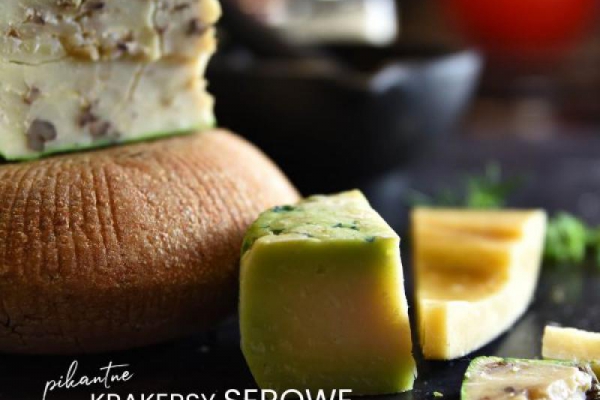 pikantne KRAKERSY SEROWE (z mascarpone i żółtymi serami) z ziołami