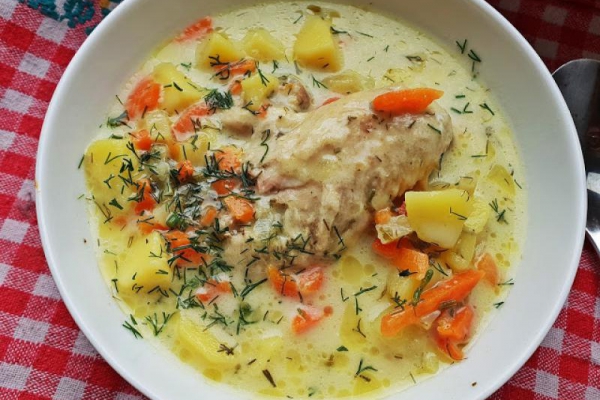 Zupa koperkowa