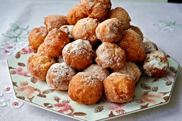 Cytrynowe pączki serowe