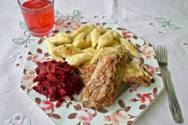 Żeberka w sosie własnym