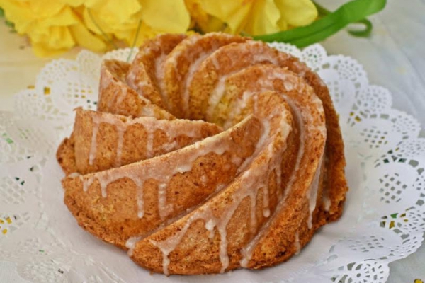 Cytrynowa babka z białej fasoli