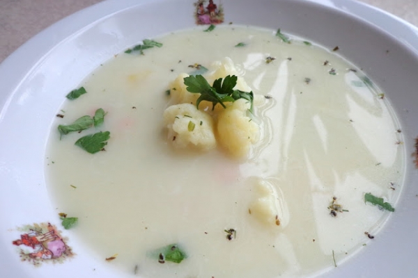 Zupa kalafiorowa