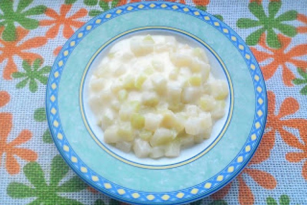 Kalarepka w sosie