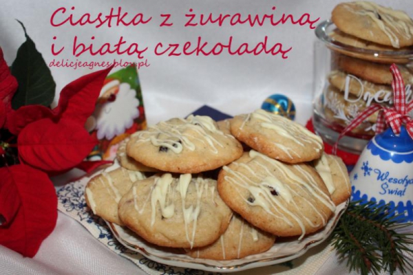 Ciastka z żurawiną i białą czekoladą