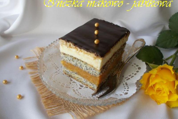 Inezka makowo - jabłkowa