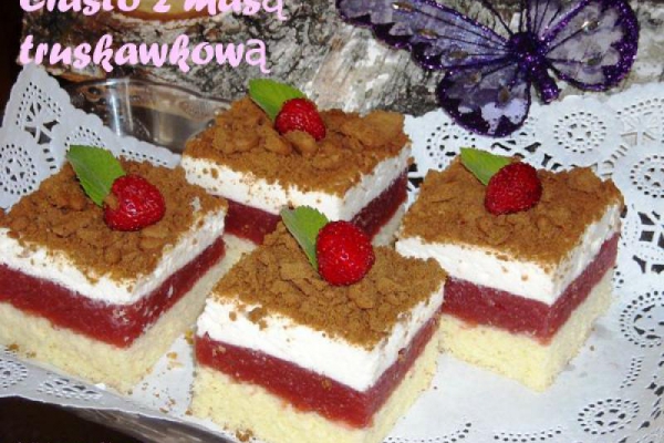Ciasto z masą truskawkową