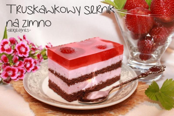 Truskawkowy sernik na zimno