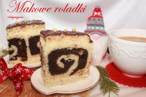 Makowe roladki w masie serowej