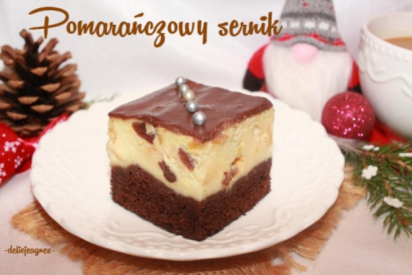 Pomarańczowy sernik na piernikowym spodzie