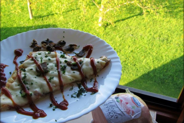 Pizza Pieczona na Kamieniu