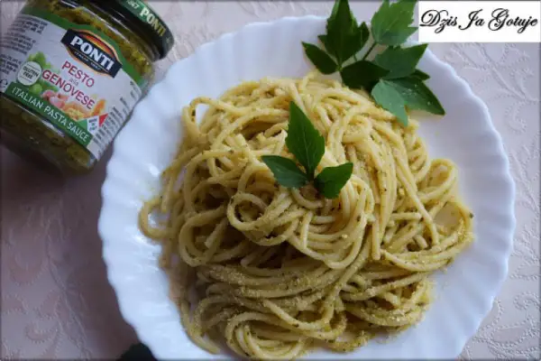 Spaghetti z Pesto Bazyliowym
