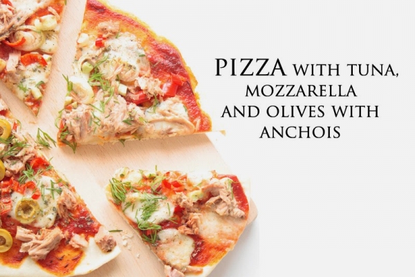 PIZZA z tuńczykiem, oliwkami z anchois i mozzarellą / PIZZA WITH TUNA, OLIVES WITH ANCHOIS