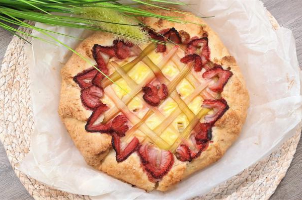 Tarta rabarbarowa