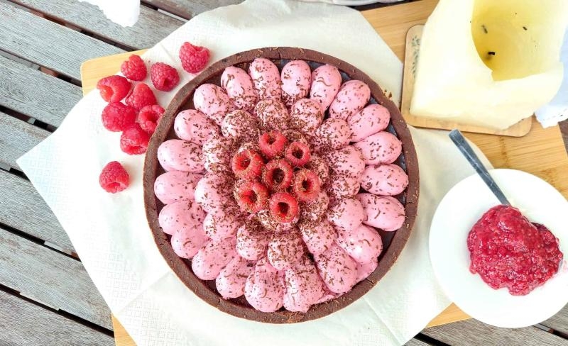 Tarta czekoladowo-malinowa